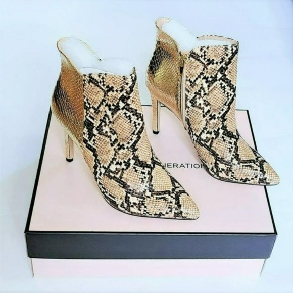 NWT BCBG Generation Haffi Snakeskin Embossed Gold Ankle Heel Bootie - Picture 6 of 6